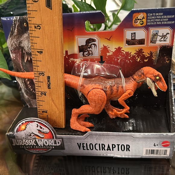 Jurassic World legacy collection Velociraptor slashing action Dinosaur Dino - Picture 8 of 9